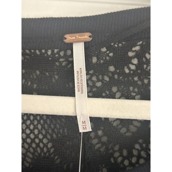 Free People Not Cold In This Knit Lace Top Size M NEW W/TAGS - Picture 11 of 12